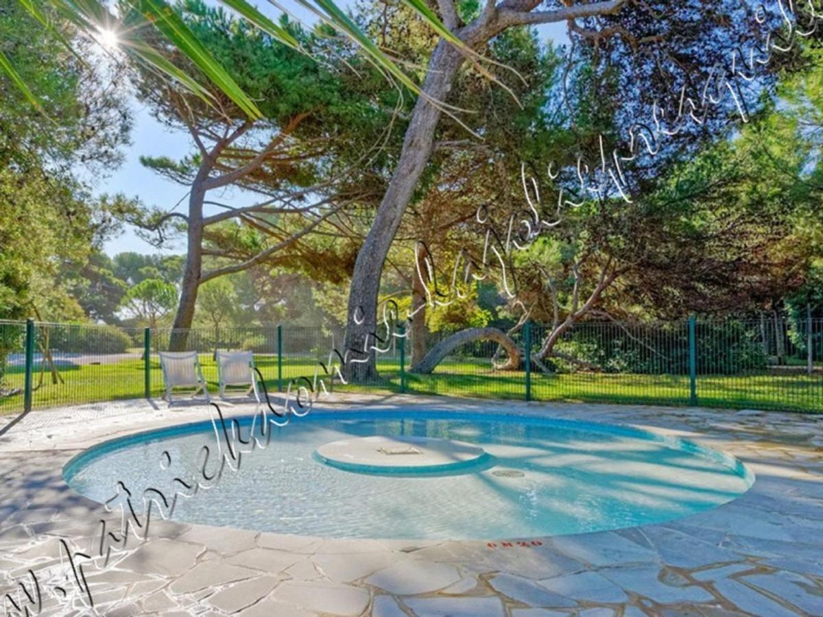Magnifique Parc De La Presqu'Ile Avec Piscine Et Plage Face A Porquerolles ! 히에레 외부 사진