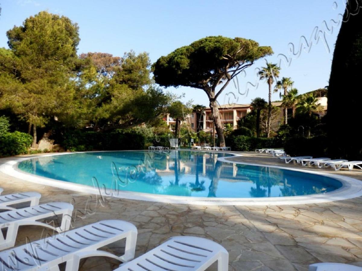 Magnifique Parc De La Presqu'Ile Avec Piscine Et Plage Face A Porquerolles ! 히에레 외부 사진