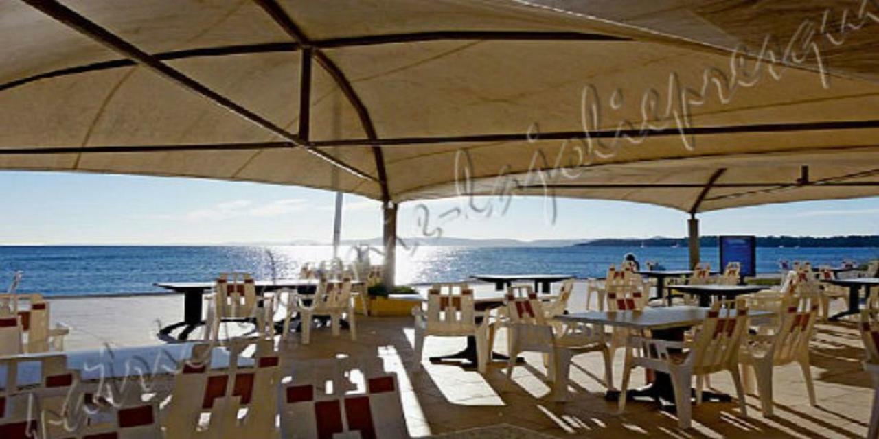 Magnifique Parc De La Presqu'Ile Avec Piscine Et Plage Face A Porquerolles ! 히에레 외부 사진